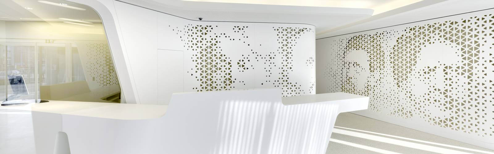 Quầy lễ tân bằng đá nhân tạo Solid Surface