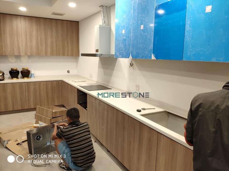 Cách ốp đá bàn bếp tại Morestone bạn nên biết