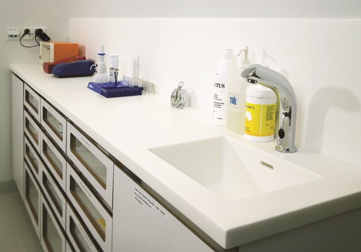 Đá mặt bếp nhân tạo – Những điểm khác biệt chỉ có ở đá mặt bếp nhân tạo