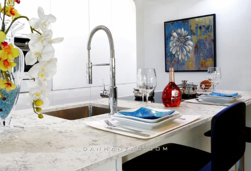 bàn đảo bếp đá nhân tạo