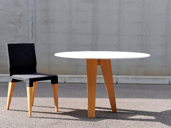 Bàn ăn mặt đá nhân tạo Solid Surface