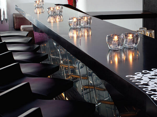 Quầy bar ốp đá nhân tạo Solid Surface