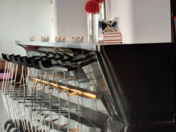 Quầy bar đẹp bằng đá nhân tạo Solid Surface