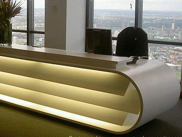 Quầy lễ tân bằng đá nhân tạo Solid Surface