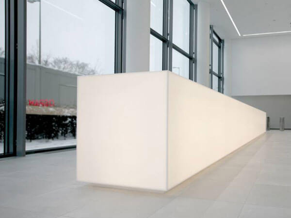 Quầy lễ tân bằng đá nhân tạo Solid Surface